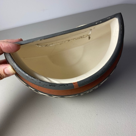 Authentic Signed Pueblo Native American Pottery ‘93 - Picture 3 of 5